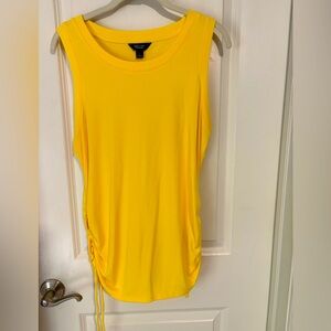 Vera Wang Yellow no sleeve top with cinch sides